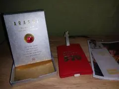 ARASHI 5×20 フワロフスキー 赤 セット