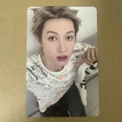 cortis ユニバ ラキドロ マーティン トレカ