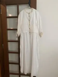白シャツワンピース