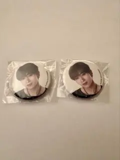 【INI】許豊凡 XQUARE ミニ缶バッジ 2個