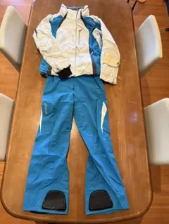 スキーウェア　上下セット　レディース　Ｌ