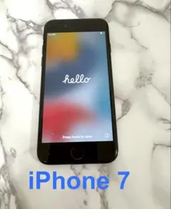 Apple iPhone 7 128GB ブラック 本体 and 未使用イヤホン