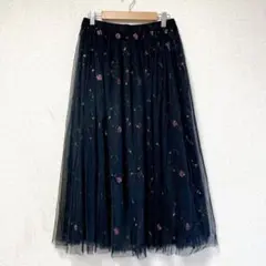 新品 earth music&ecology チュール 花柄刺繍 ロングスカート