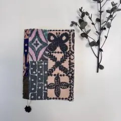 ミナペルホネン　ハンドメイド　ブックカバー　手帳カバー　文庫本　A6