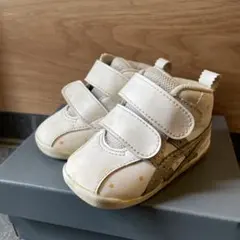 アシックス　アミュレファースト　11.5cm