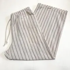 ユニクロ　リネンブレンドイージーパンツ　ストライプ