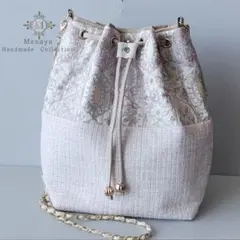 りん様専用♡ インド刺繍生地の巾着ポシェット3800 - メルカリ