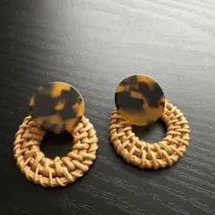 ピアス　ベッコウ柄　夏　リゾート