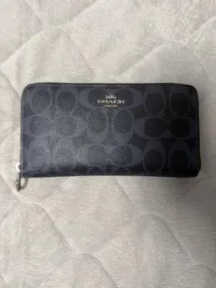 COACH ネイビー長財布