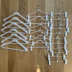 無印良品　プラスチック パンツ ハンガー 23本セット
