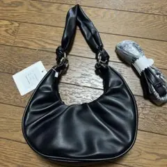 新品未使用！ハーフムーンハンドバッグ　ショルダー付き
