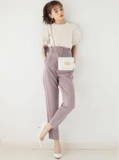 ハイウエスト テーパードパンツ Sサイズ ピンク色　ベルト付