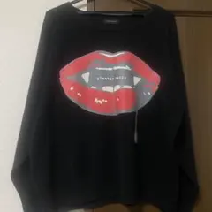 used❁WORLD WIDE LOVE 唇 ニット