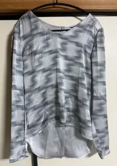 ARMANI EXCHANGE レディース　Uネック長袖カットソー