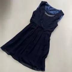 ネイビー ビジュー付きドレス Aライン