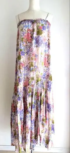 美品✨グレースクラス シルク混マキシ丈ベアトップワンピース リゾート 花柄ロング 美品✨グレースクラス シルク混マキシ丈ベアトップワンピース リゾート