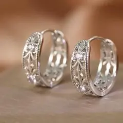 ✴️レースデザイン フープピアス　シルバー　キラキラ✴️