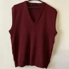 バーガンディ色Vネック ノースリーブ ベスト