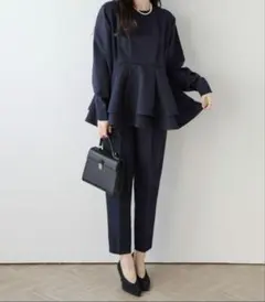 バックパールペプラムトップス&テーパードパンツ セットアップ　卒業式　入学式