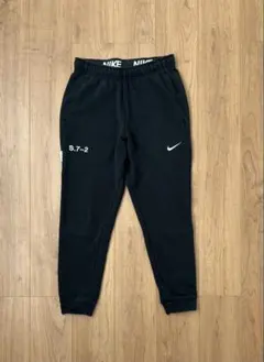 nike スエットパンツ