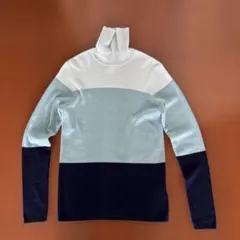 ハイネックセーター 水色