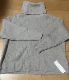 basement online【新品】タートルネックニットトップス