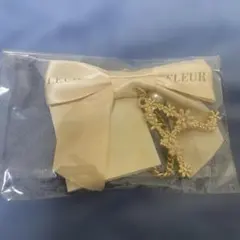 メゾンドフルール花モチーフ ゴールドチャーム