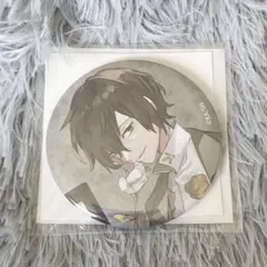 文豪ストレイドッグス 太宰治 10周年 原作絵 缶バッジ - メルカリ