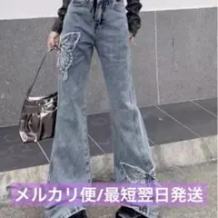 lilful バタフライモチーフ フリンジワッペン フレアデニムパンツ