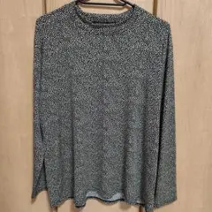 黒と白のドット模様 長袖Tシャツ