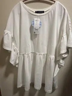 Right-on ライトオン　「接触冷感」フリルTシャツ　レイヤード　ホワイト色