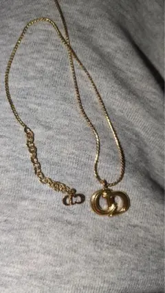 Christian Dior ゴールドネックレス