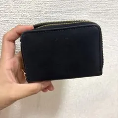 二つ折り財布 ラウンドファスナー ブラック
