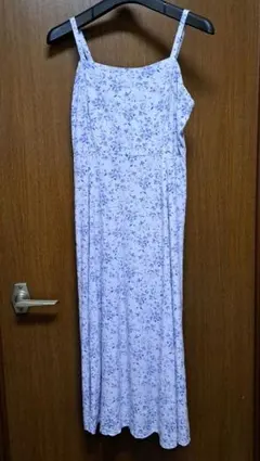 キャミソールワンピース　小花柄