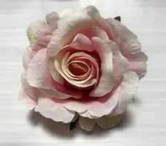 コサージュ　モチーフ　ピンクバラ