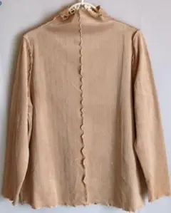 美品　ベージュ　モックネック　リブ　ベロアカットソー　Ｍ〜L　メロウシーム