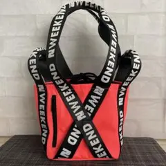 Item thumbnail for item 17af6b6d-d825-4314-836e-f063f7279775