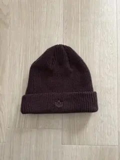 adidas ブラウンニット帽