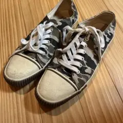 Item thumbnail for item 3a40ffde-54c5-495a-8570-2e573e30119b