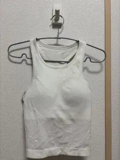 ルルレモン Ebb to Street クロップ レーサーバックタンクトップ 4