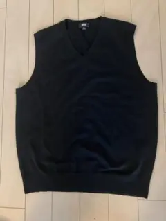 UNIQLOユニクロ Vネック ニットベスト ブラック M 薄地ウール100%