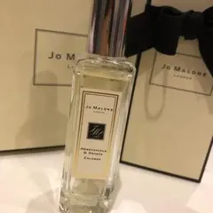 ハニーサックル ＆ ダバナ コロン