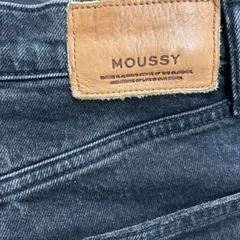 MOUSSY (マウジー、まうじー)ダーク、ブラックグレー ストレートデニム