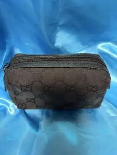 GUCCI ブラック GGパターン ポーチ