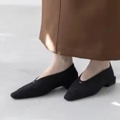 welleg ／Uカット ゴールドアクセント ローヒール パンプス／ジャガード