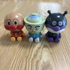 アンパンマン 3体セット　ガチャガチャ　カプセルトイ