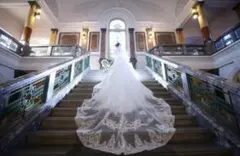 ウェディングドレス　長袖　トレーン