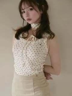 andmary Flower ribbon tops red - メルカリ