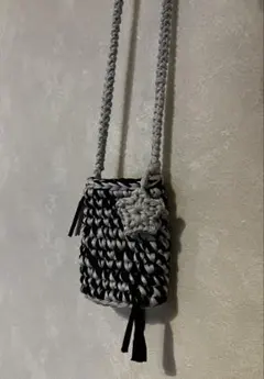 スマホショルダー　黒　グレー　y2k 韓国風　編み込み