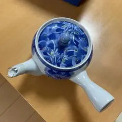 さ*か様 有田焼　青い花柄 陶器製 片口急須